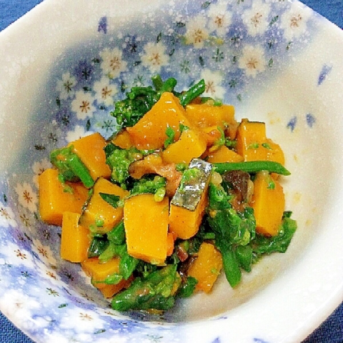 キューちゃんで 菜の花とかぼちゃのカレー和え レシピ 作り方 By Nyan260 楽天レシピ